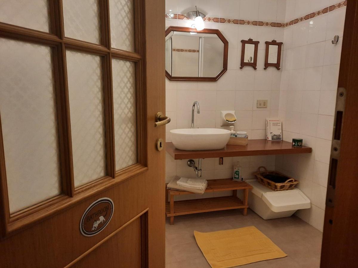 Cà Rossa Apartment Imola Ngoại thất bức ảnh